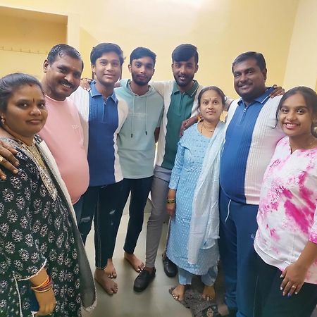Ramashray Guest House Ujjain Zewnętrze zdjęcie